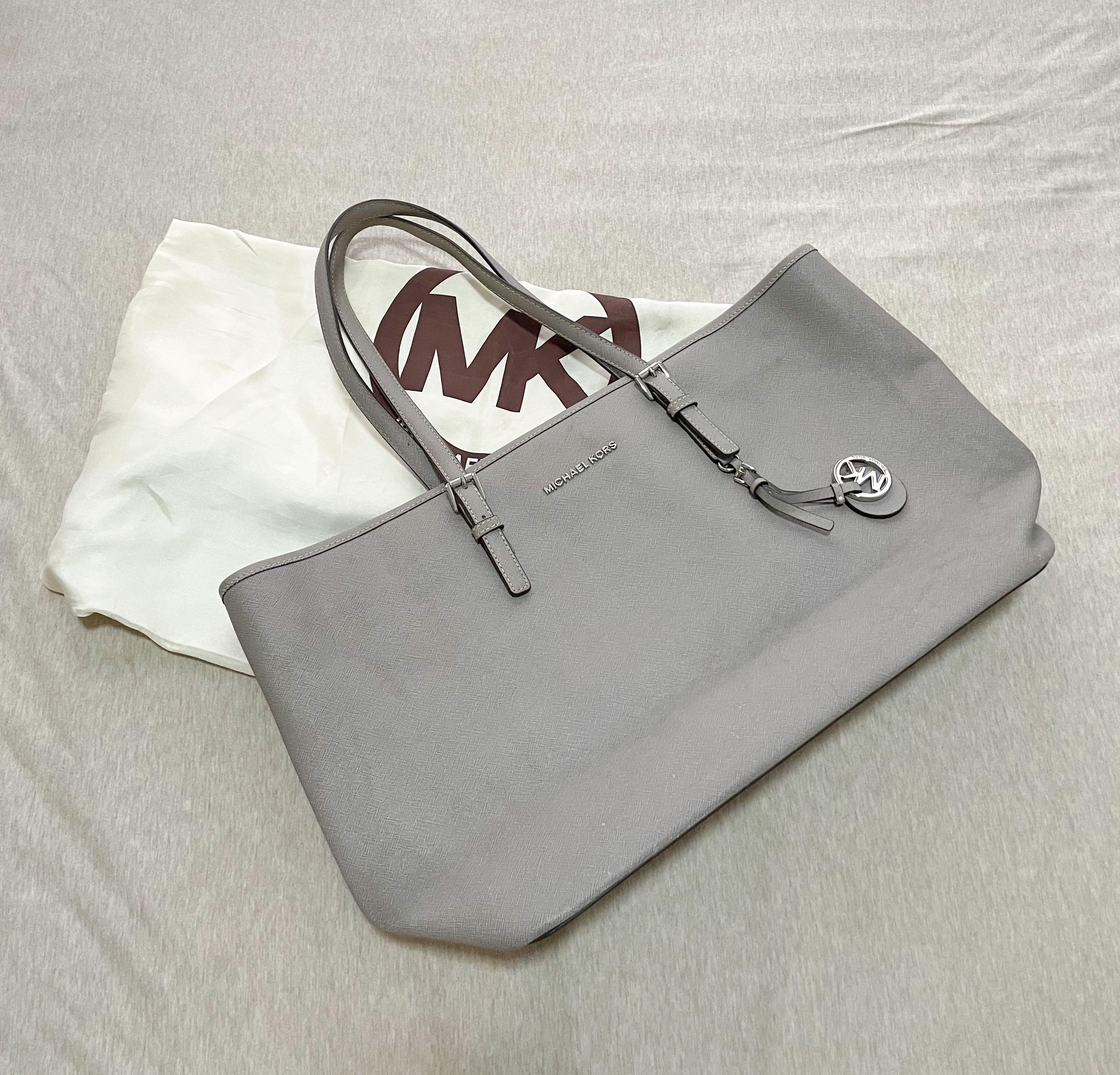Michael kors jet set travel pearl grey best sale