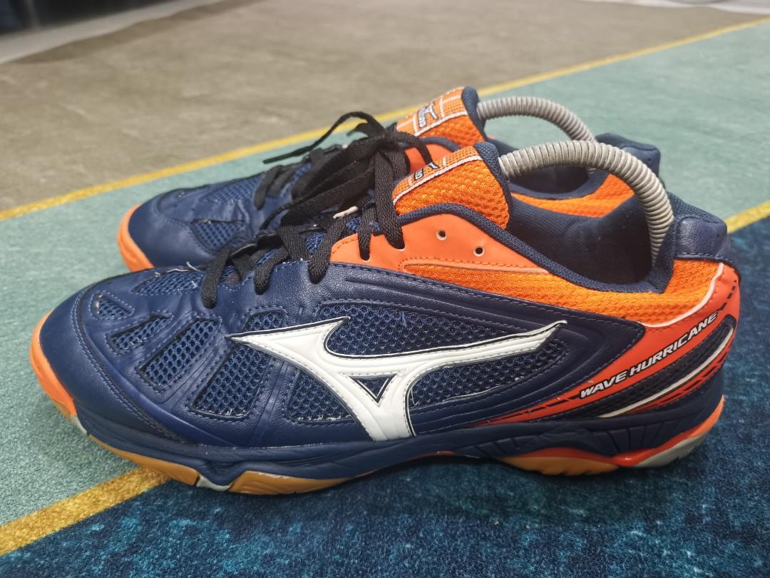 Mizuno wave hurricane orange discount
