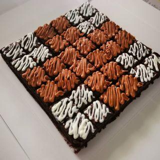 Engagement Brownies, Food u0026 Drinks, Homemade Bakes on Carousell
