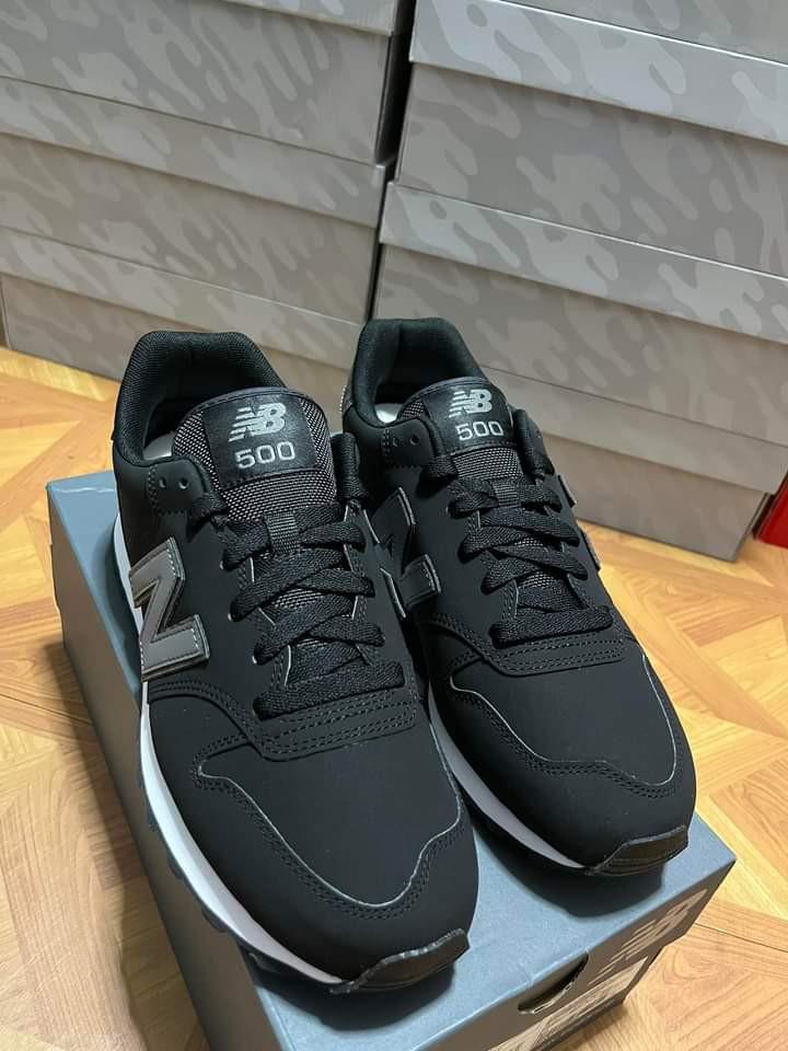 Enfriarse Coche Libro Guinness de récord mundial New Balance 500 Classic, Men's Fashion, Footwear, Sneakers on Carousell