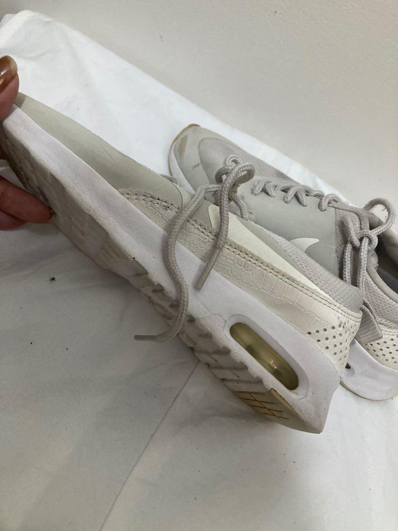 nike structure women