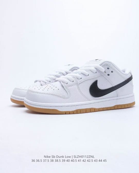 Nike SB Dunk Low, Men's Fashion, Footwear, Sneakers on Carousell