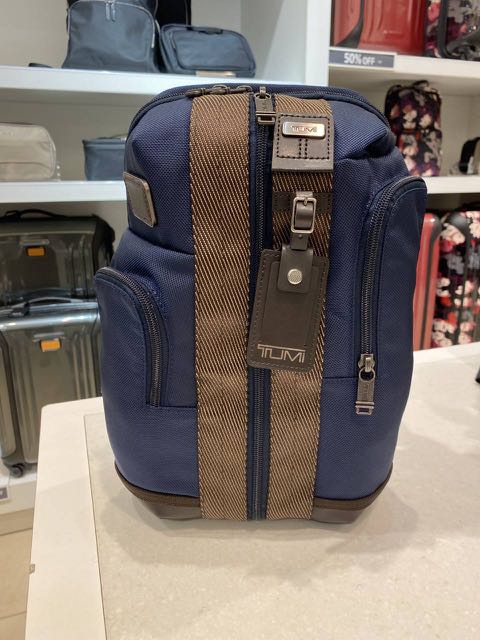 Tumi higgins sales