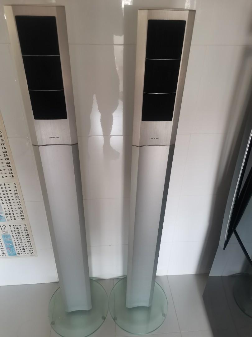 Onkyo TXSR505 7 x 75W 7.1Channel Home Theater Receiver HDMI Pass