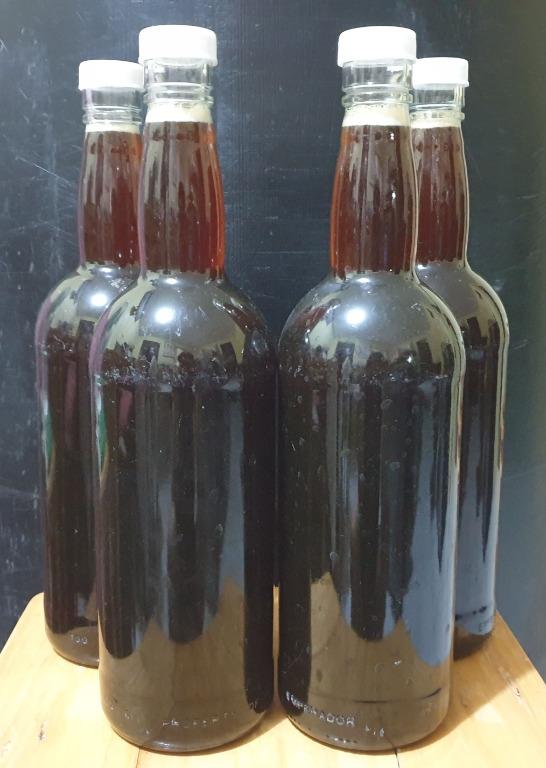 Healthy Pure Raw Black Honey (Category: Health Food, Drinks & Tonics) located in Santa Rosa. Submitted by malakhayael (Listing ID 1136938954, Image 1). Description: Healthy Pure Raw Black Honey from Quezon Province. A natural remedy for cough, sore throats and other ailments, and a great source of antioxidants. It goes well with Tea, Bread, Raw Milk and Yogurt..