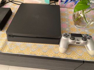 (Category: ) located in . Submitted by ianleezy (Listing ID 1136874592, Image 1). Description: .