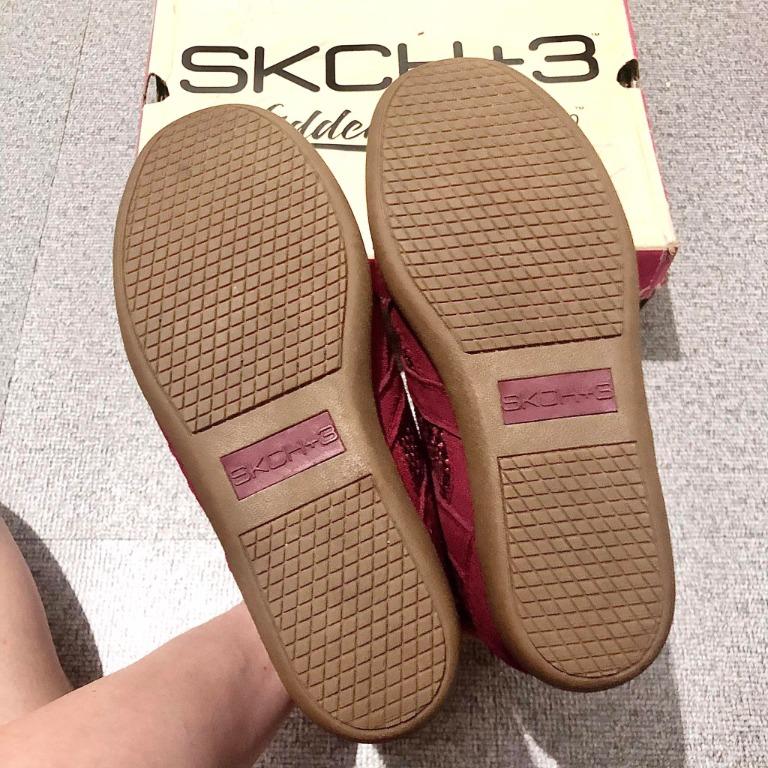 Skechers plus 3 raise the bar online