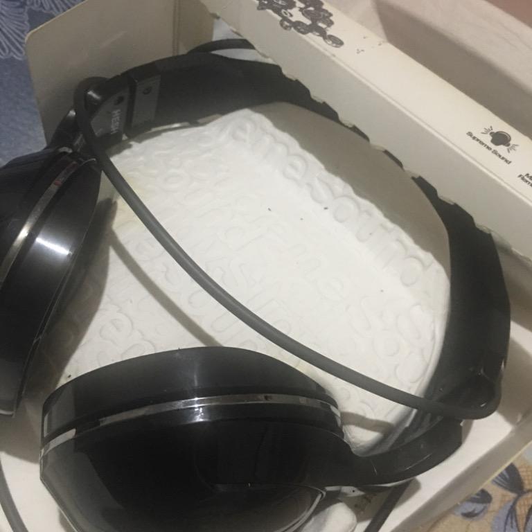 Skullcandy Hesh 2 (Category: Headphones & Headsets) located in Quezon City. Submitted by mommyvickky (Listing ID 1137058692, Image 1). Description: rfs: decluttering no issue, removed foams for hygienic purposes. needs to be replaced. sf by buyer original from US.