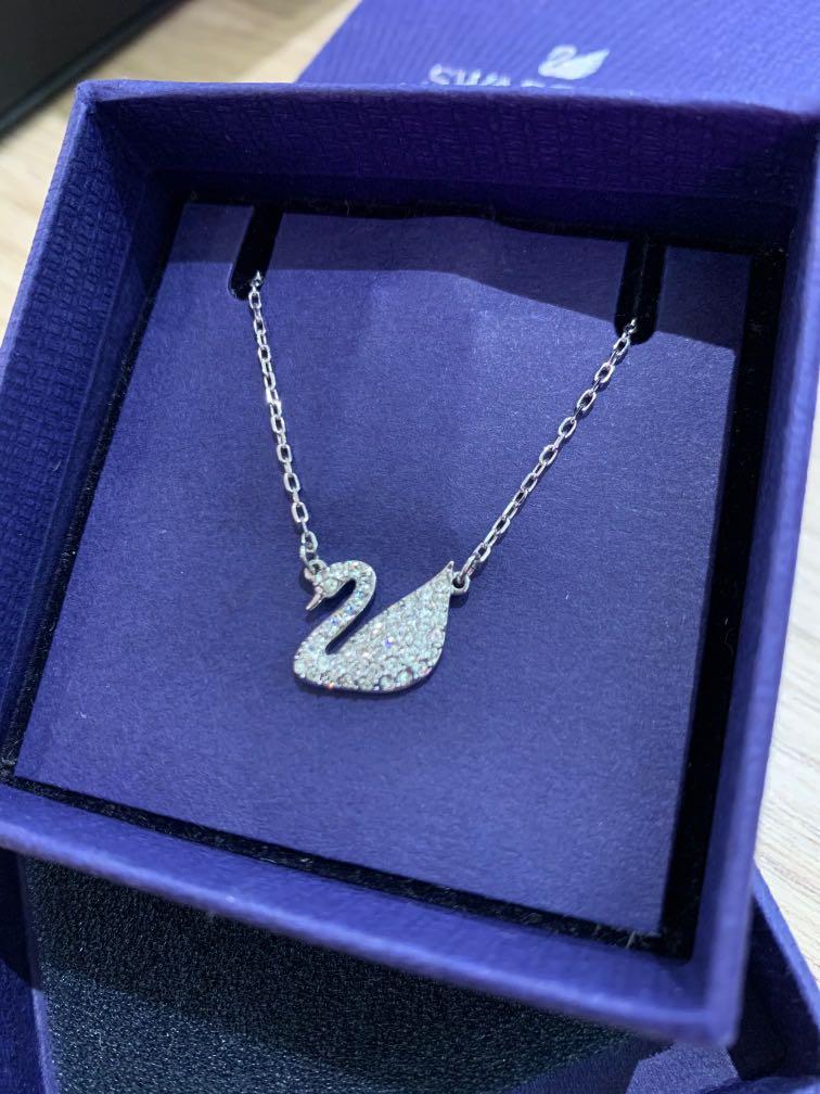 Swarovski white on sale swan necklace