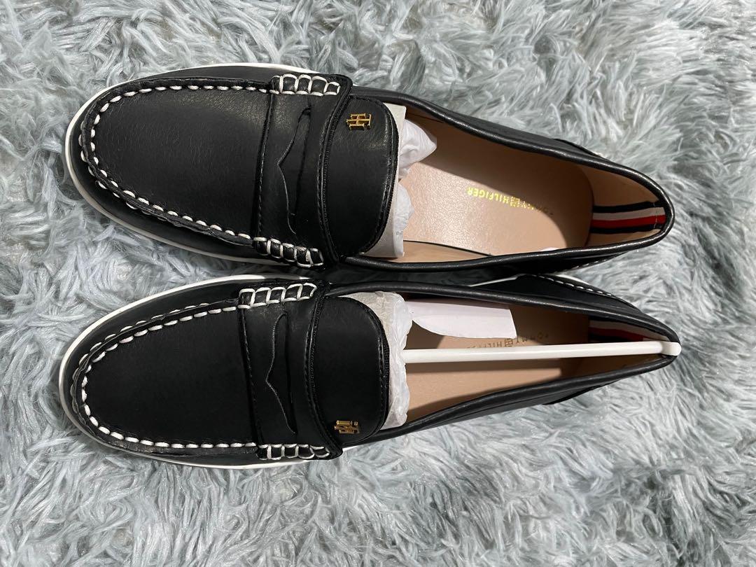 tommy hilfiger women's kaia loafers