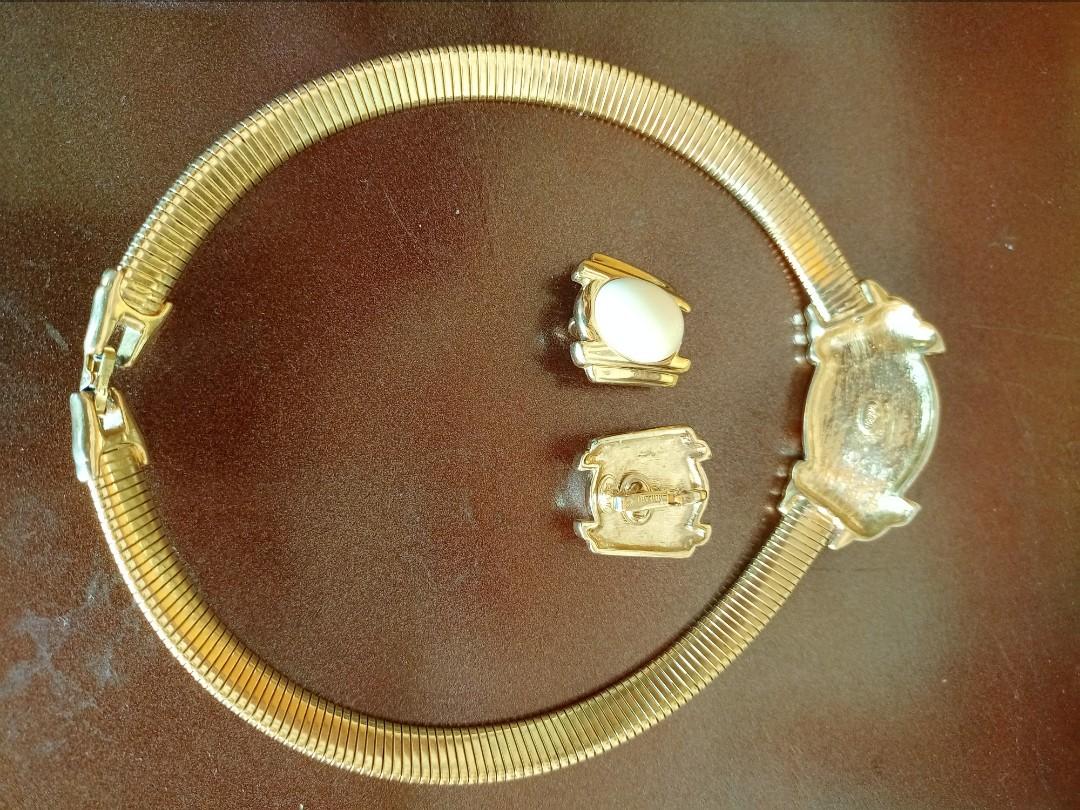 Trifari vintage jewelry store