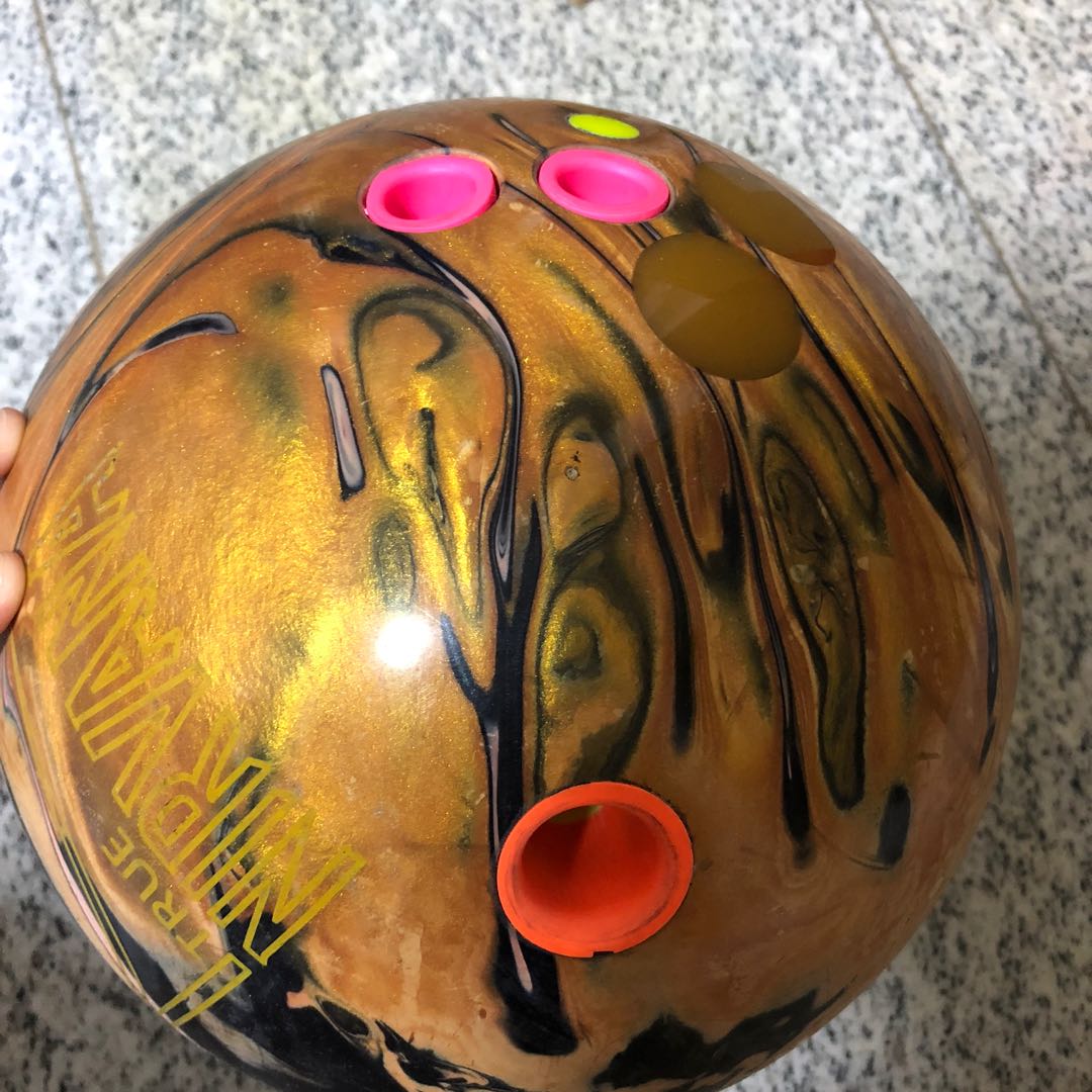 Brunswick True Nirvana Bowling Ball 13 pounds, Sports Equipment, Sports & Games, Billiards