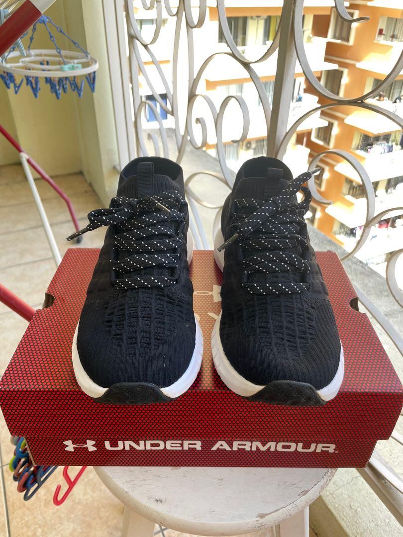 Under armour hovr phantom ct top