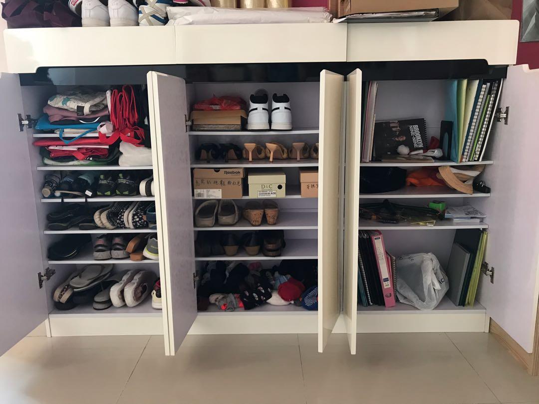 Long shoe sale cabinet
