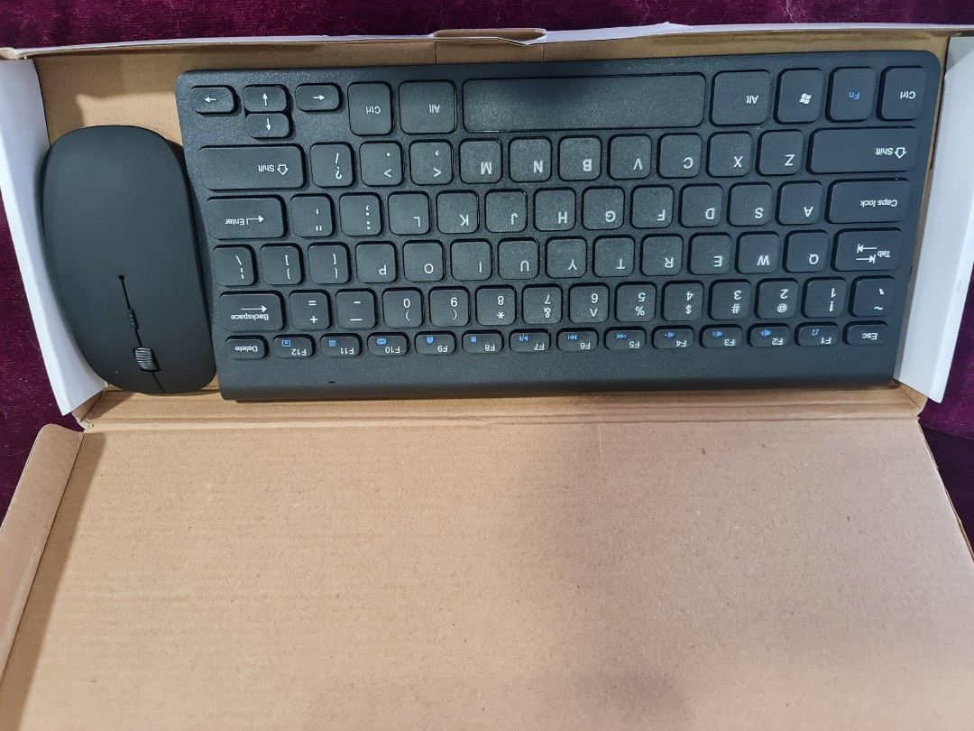 Wireless Keyboard and Mouse (Dongle), Computers & Tech, Parts