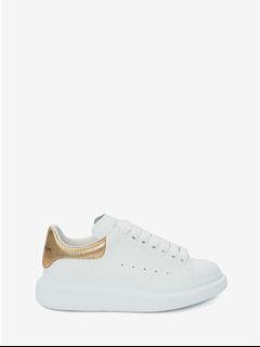 Alexander mcqueen clearance oversized sneaker gold