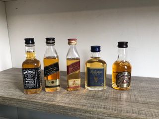 （分類：）位於 。 由 karui22 提交（商品編號 1137096140，圖片 1）。簡介： 。