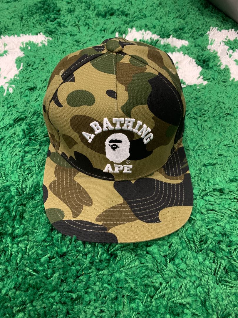 A Bathing Ape Snapback Cap (Rare item 