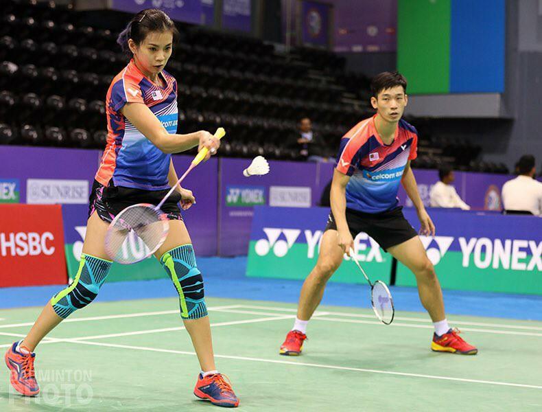 Knee support discount for badminton players