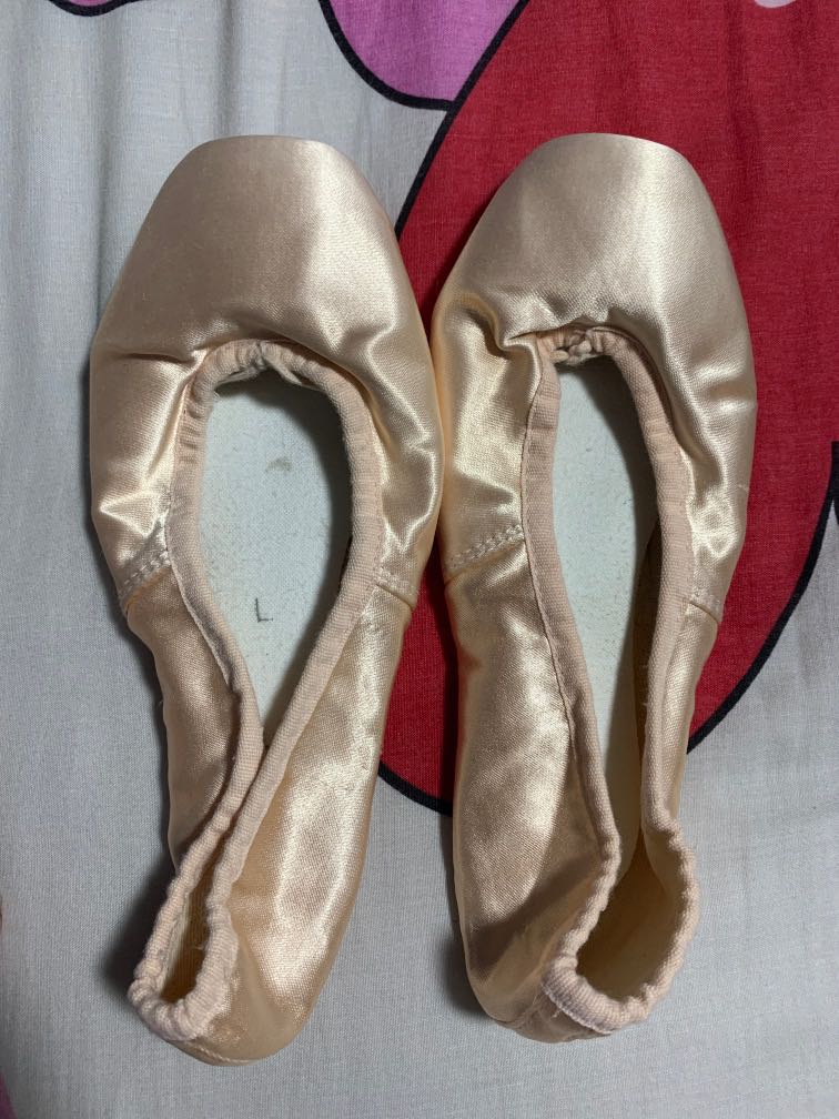 bloch demi pointe shoes