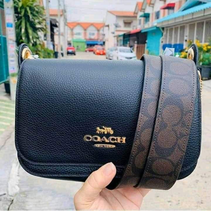Coach Jes Messenger With Signature Canvas Strap, Women's Fashion, Bags ...