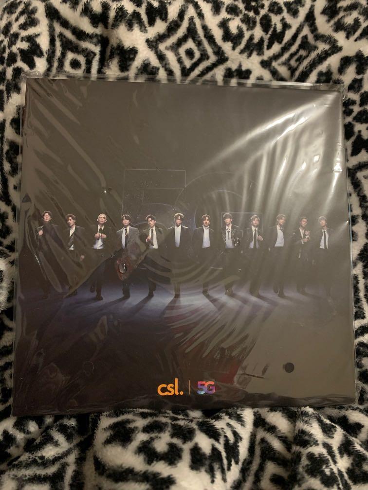 Csl x Mirror Ar Calendar 2022 年歷, 興趣及遊戲, 音樂樂器 & 配件, 樂器配件 Carousell