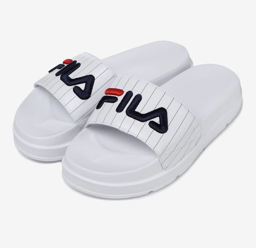 White fila sales slides