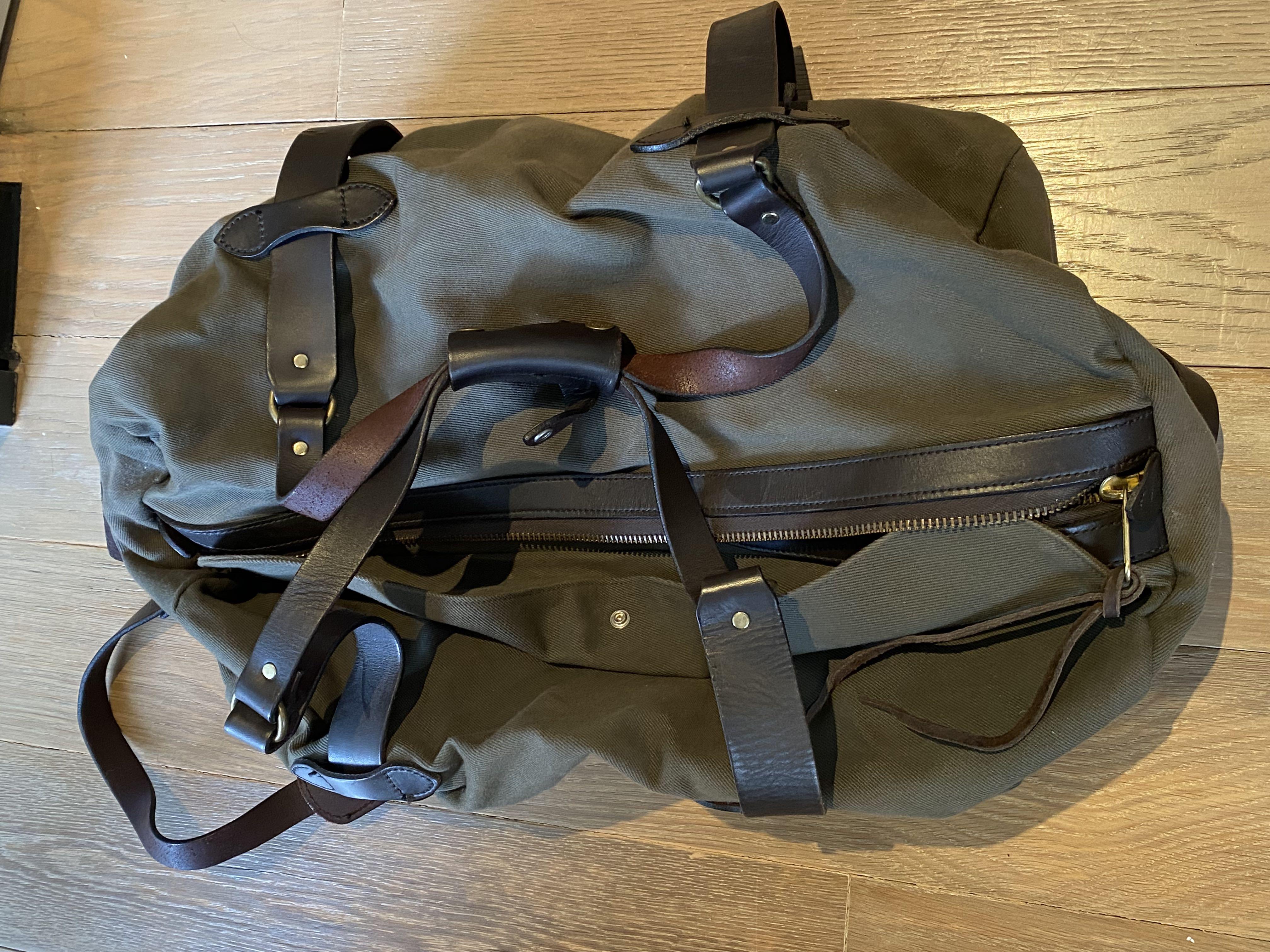 Filson Rugged Twill Duffle Bag (Medium) in Otter Green, Men's Fashion