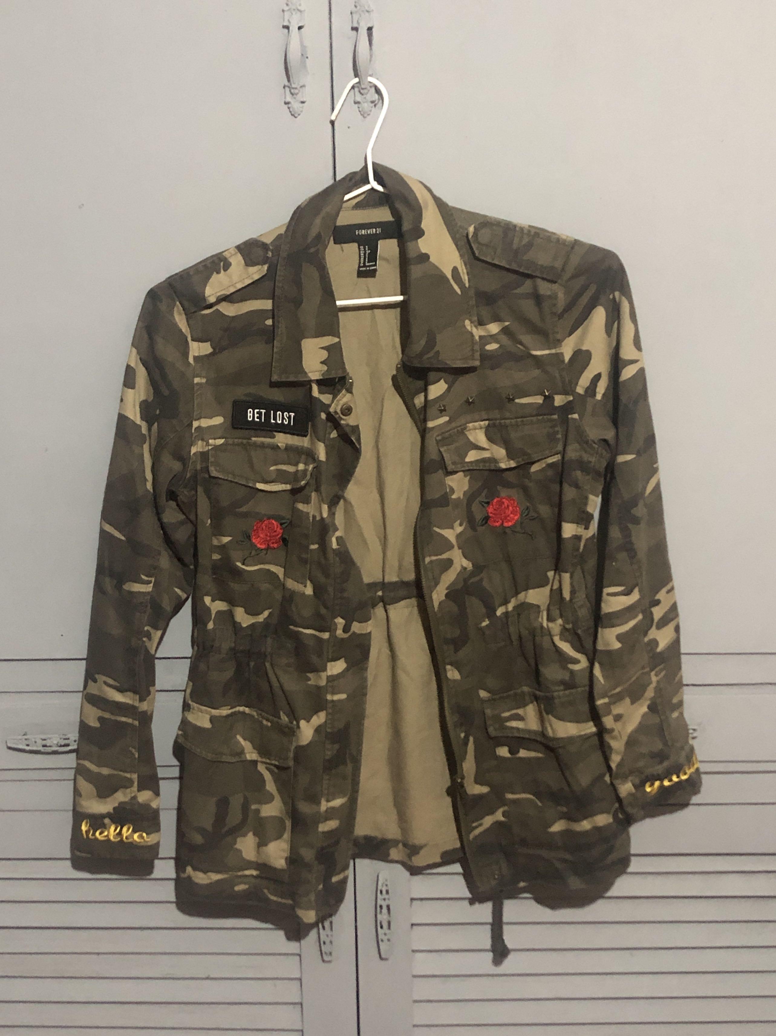 Forever 21 military jacket Women s Fashion Coats Jackets and Outerwear on Carousell