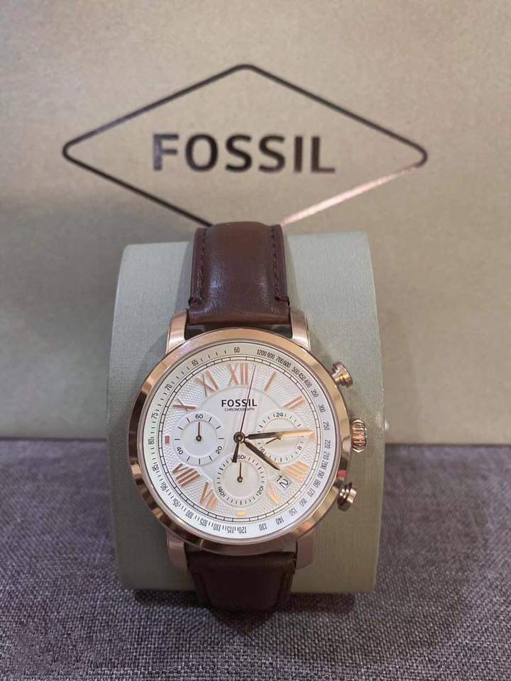 FOSSIL BROWN LEATHER AUTHENTIC WATCH 