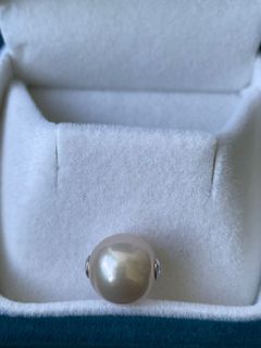 (Category: ) located in . Submitted by PearlBox (Listing ID 1137152162, Image 1). Description: .