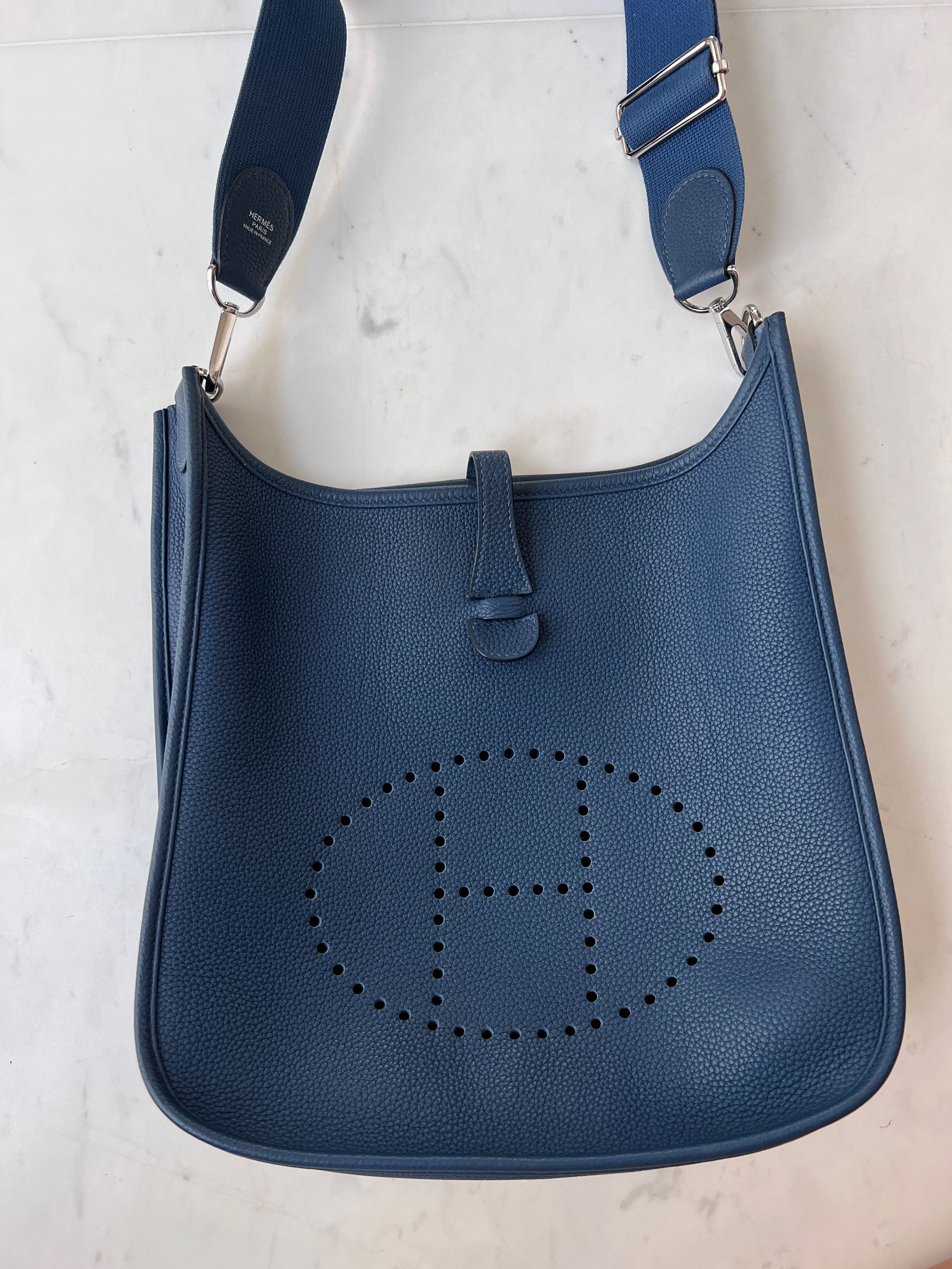 Hermes Evelyn Bag 29 III, Luxury, Bags & Wallets on Carousell