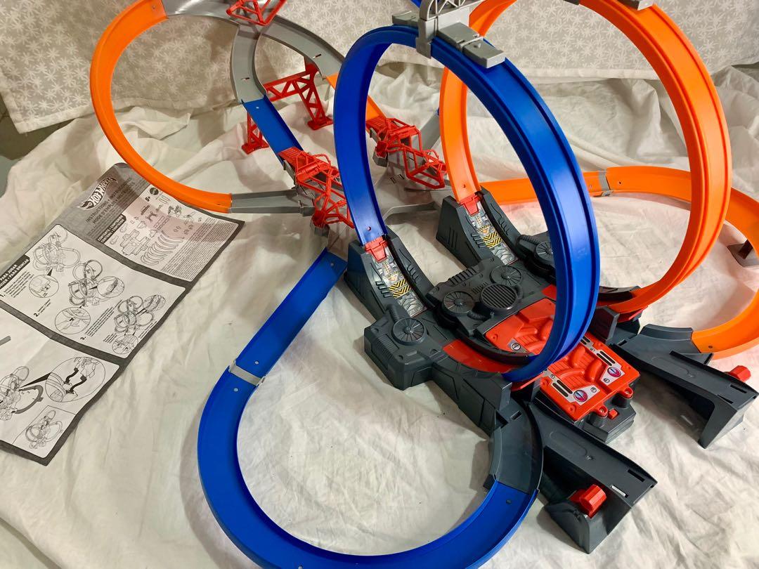 Mattel Hot wheels mega loop mayhem track set, Hobbies & Toys, Toys