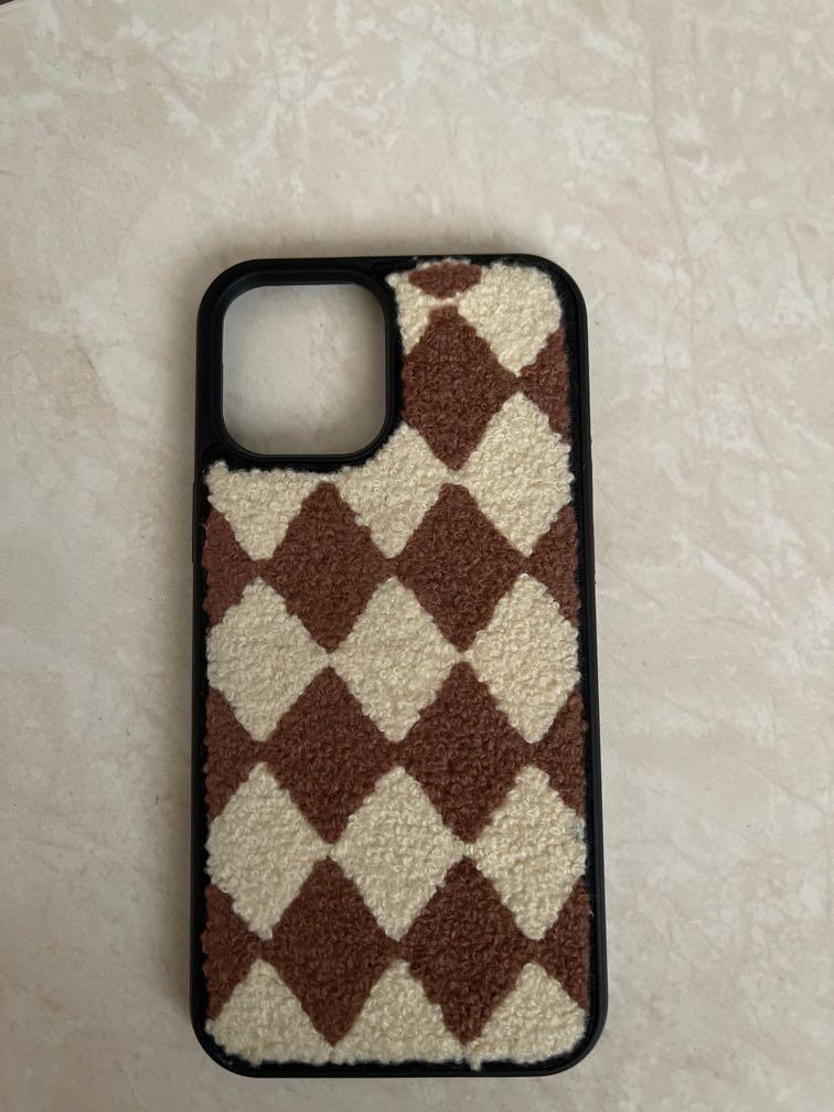 iPhone 12 Pro Max casing (Category: Cases & Covers) located in Kajang. Submitted by gyene (Listing ID 1137099990, Image 1). Description: .