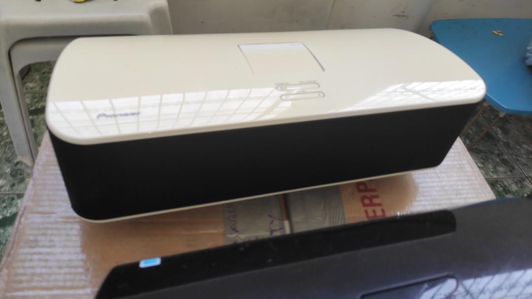 ipod sound dock for sale (Category: Portable Audio Accessories) located in Las Pinas. Submitted by edelyne_grace (Listing ID 1137091516, Image 3). Description: ipod docking auxilliary input 110 v power transformer needed at least 50 wtts pioneer brand origin canada 11 colors white sound performance quality is also good in theater tv.