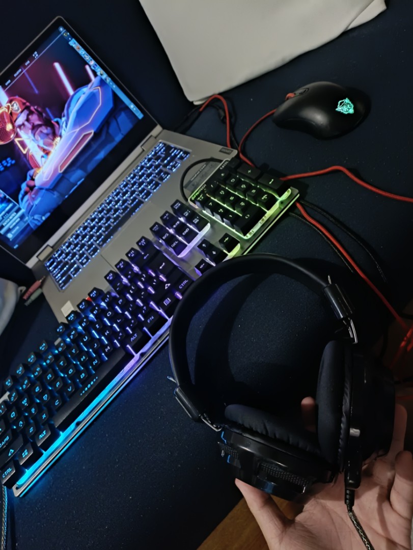 K613L Fighter II Fantech RGB Keyboard/Badwolf RGB mouse and headset ...