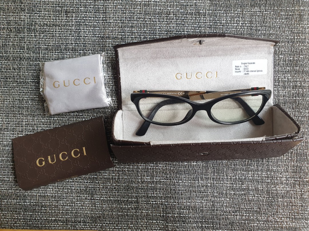 Kacamata Gucci optik melawai, Barang Mewah, Aksesoris di Carousell