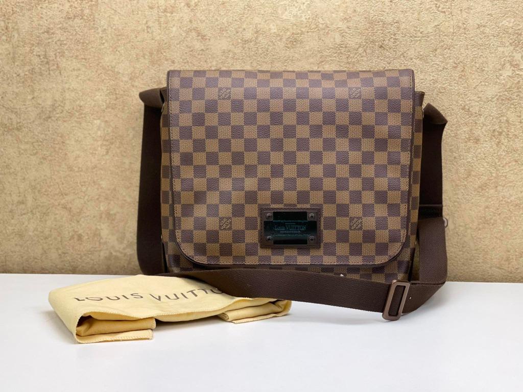 Louis Vuitton N51211 Damier Brooklyn MM Messenger Bag