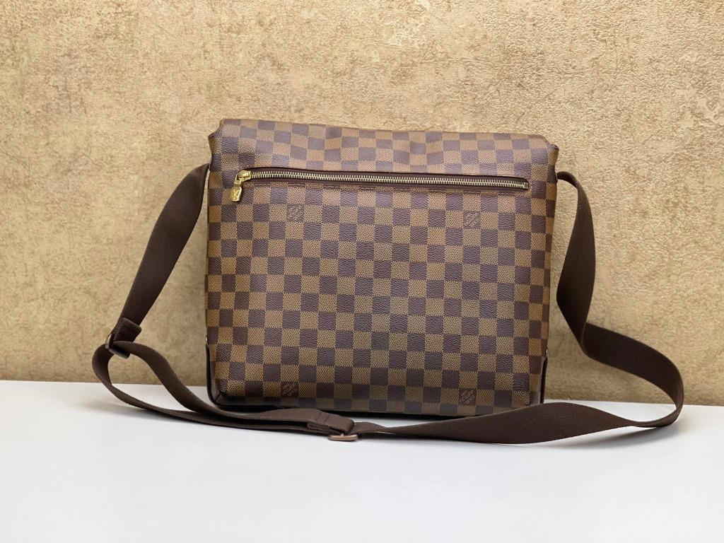 Louis-Vuitton-Damier-Ebene-Brooklyn-MM-Messenger-Bag-N51211