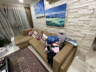 (Category: ) located in . Submitted by hanshensley (Listing ID 1137219708, Image 1). Description: .