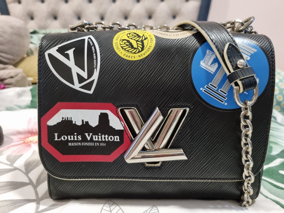 Working At Louis Vuitton: 705 Reviews