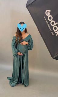 Maternity gown for rent