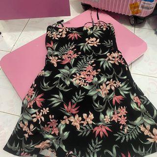 Mididress h&m floral bunga flower
