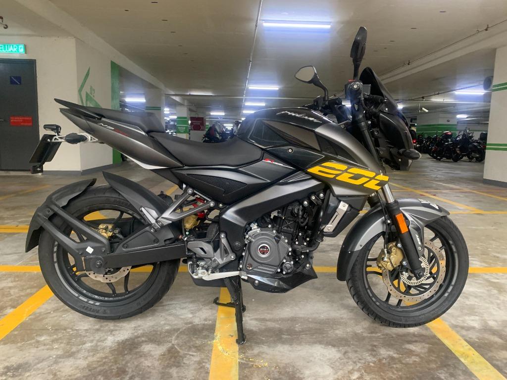 Pulsar outlet ns 2000