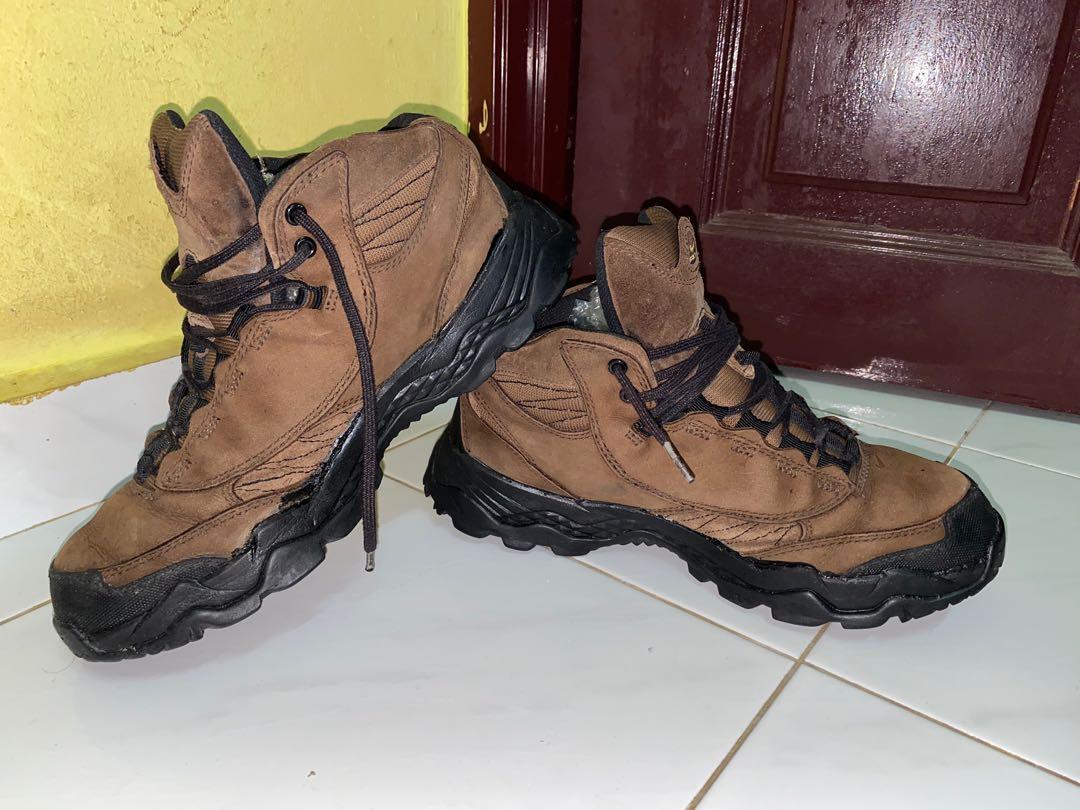 Wheat acg boots store