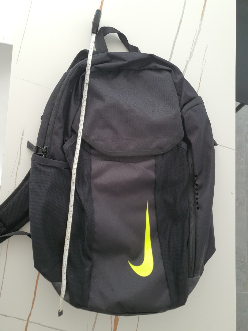 nike backpack ball carry
