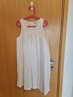 (Category: ) located in . Submitted by chicshoppe (Listing ID 1137123059, Image 1). Description: .