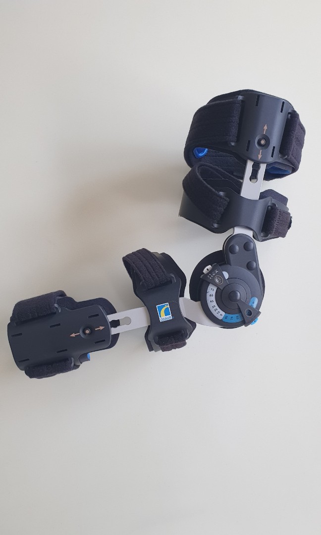 Ossur Elbow Brace (left), Health & Nutrition, Braces, Support & Protection on Carousell