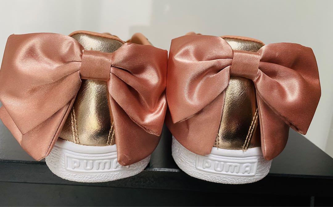 Puma women's online basket bow sneakers