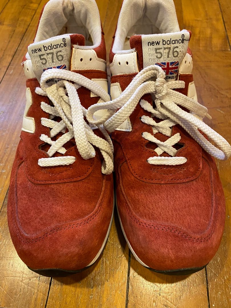 red new balance tennis shoes